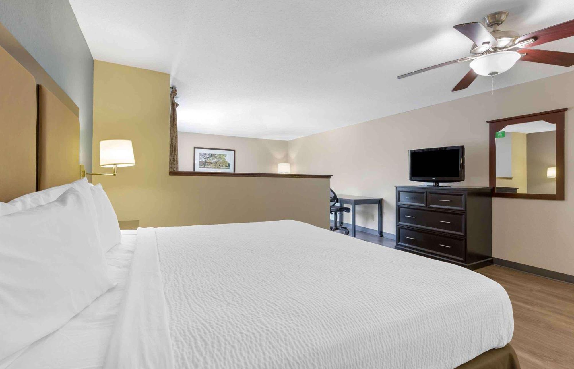 Extended Stay America Suites - Fishkill - Westage Center Экстерьер фото