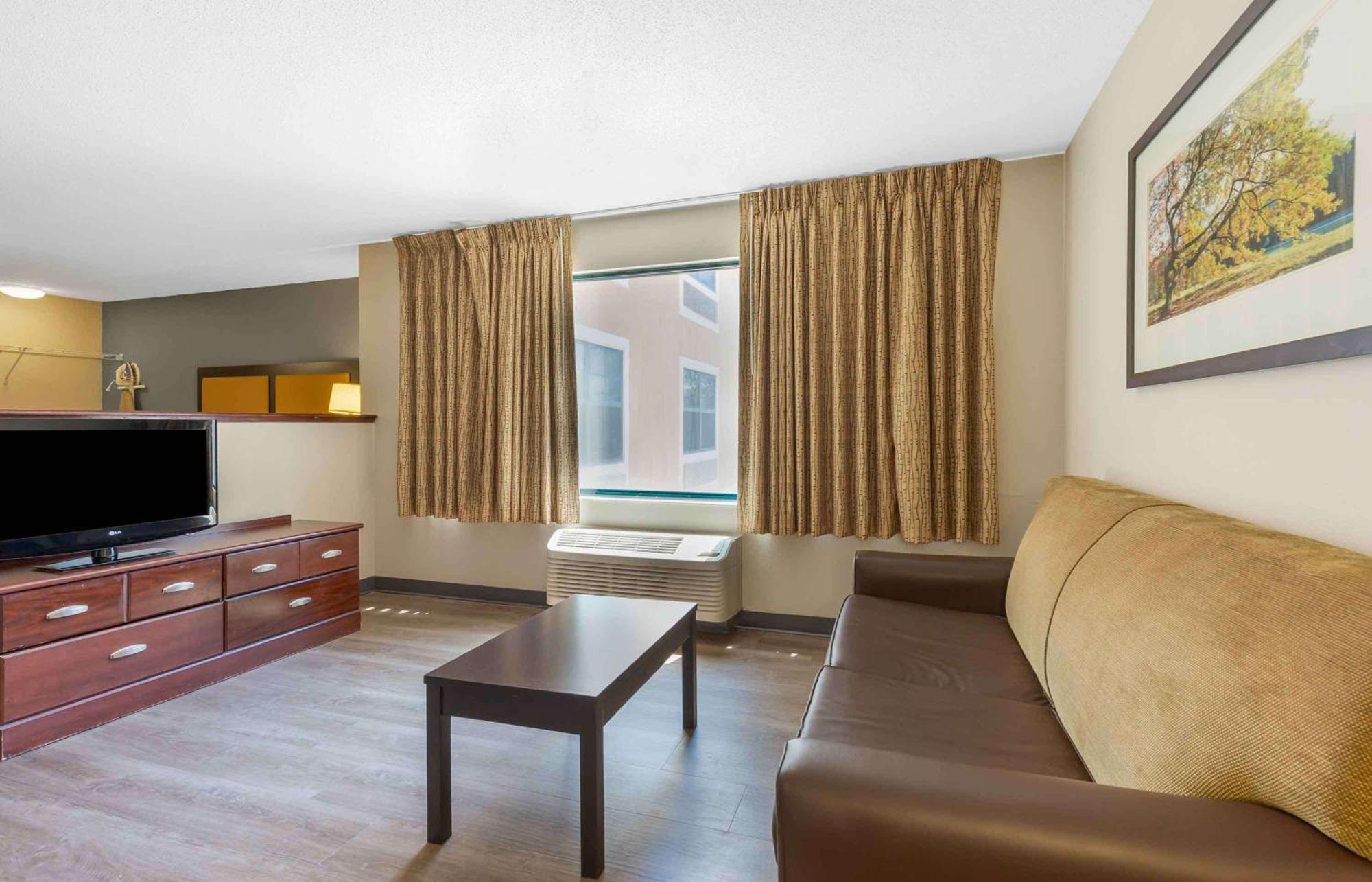 Extended Stay America Suites - Fishkill - Westage Center Экстерьер фото
