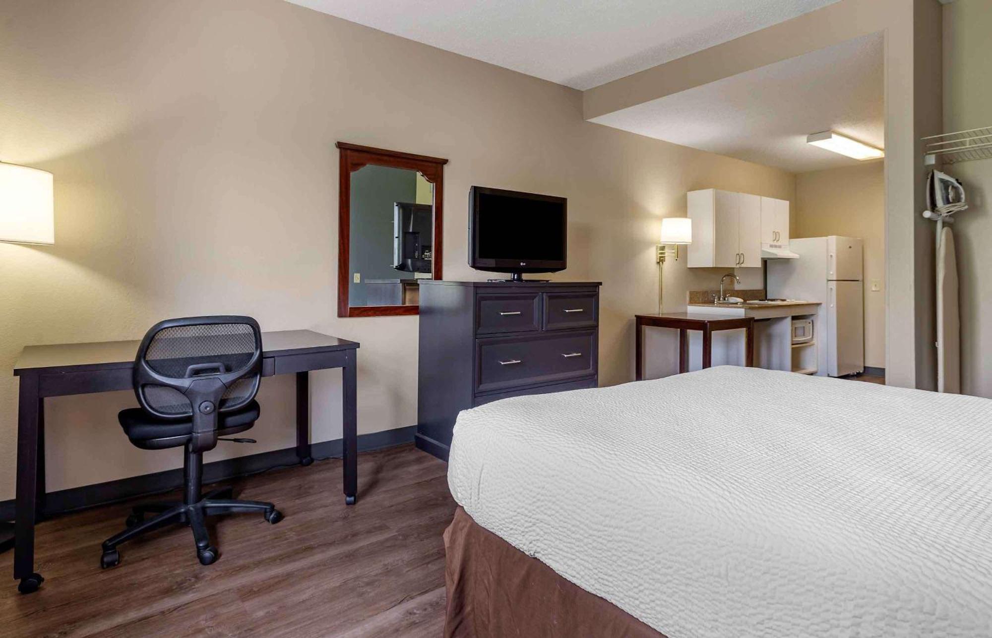 Extended Stay America Suites - Fishkill - Westage Center Экстерьер фото